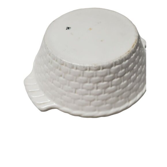 Poppytrail by Metlox Daisy Vegetable Serving bowls 8" with handles- lot of 2 - Picture 5 of 7